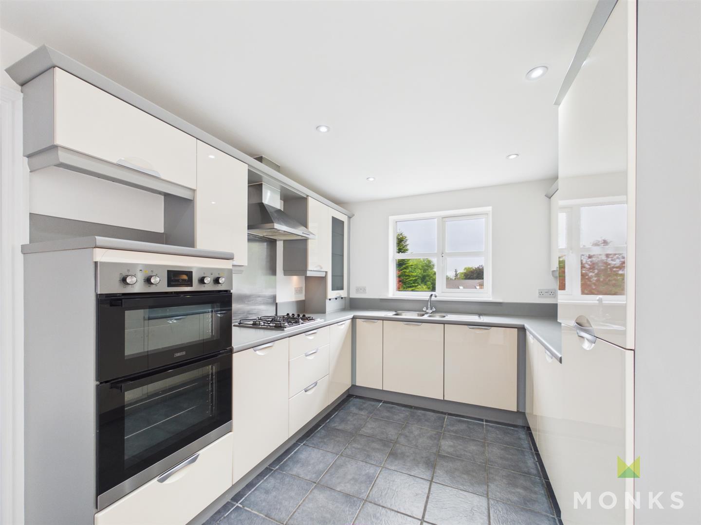 19 Milars Field, Oswestry, SY10 9PU For Sale